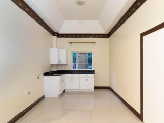 3 bed Apartment For Sale in Red Hills, Kingston / St. Andrew, Jamaica