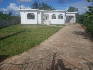 House For Rent in Green Acres, St. Catherine Jamaica | [11]