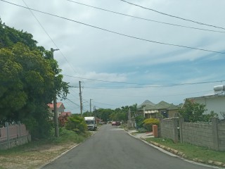 House For Sale in Farm Heights, St. James Jamaica | [7]