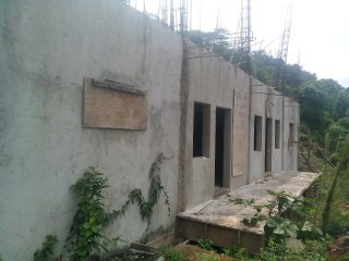 2 bed House For Sale - SmokeyVale, Kingston / St. Andrew, Jamaica