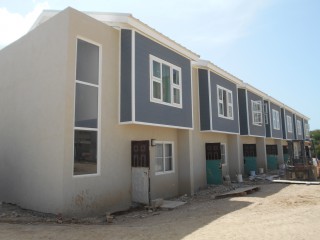 2 bed Townhouse For Sale in New Brunswick Village, St. Catherine, Jamaica