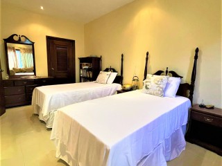Apartment For Rent in CHARLEMONT   KINGSTON 6, Kingston / St. Andrew Jamaica | [9]