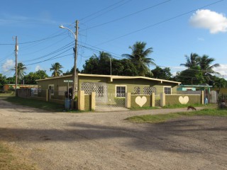 House For Sale in New Town Housing Scheme, Clarendon Jamaica | [6]