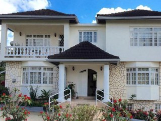 House For Sale in Mandeville, Manchester Jamaica | [4]