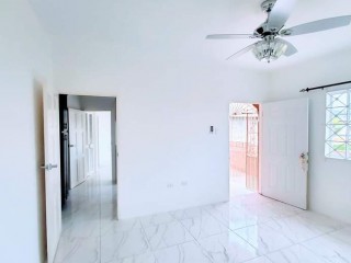 Apartment For Rent in Cornwall Courts, St. James Jamaica | [6]