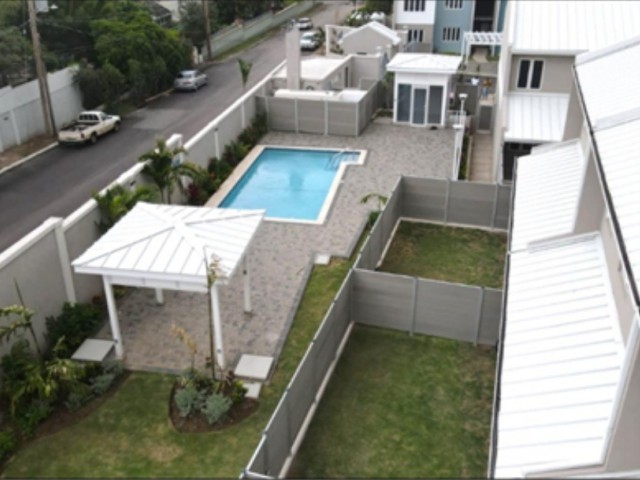 Townhouse For Sale in KINGSTON 6, Kingston / St. Andrew Jamaica | [10]