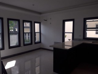 Apartment For Sale in Cherry Gardens Proper, Kingston / St. Andrew Jamaica | [10]
