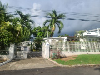 Flat For Rent in Drumblair, Kingston / St. Andrew Jamaica | [1]