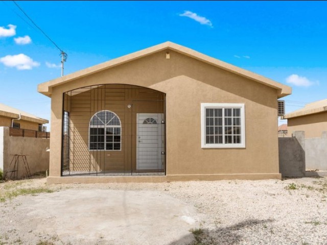 2 bed House For Rent - Phoenix Park, St. Ann, Jamaica