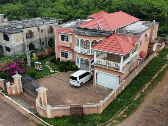 House For Sale in Runaway Bay, St. Ann Jamaica | [3]