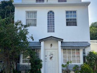 4 bed Townhouse For Sale - Kingston, Kingston / St. Andrew, Jamaica
