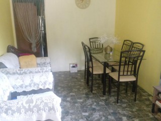 House For Sale in Cromarty Grove, St. Catherine Jamaica | [4]