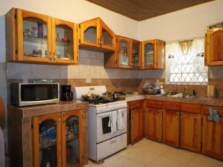 House For Sale in Porus, Manchester Jamaica | [4]