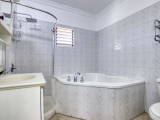 Apartment For Rent in Golden Triangle, Kingston / St. Andrew Jamaica | [2]