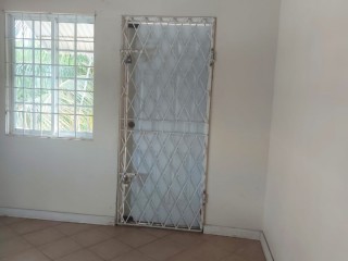 House For Rent in Longville Park, Clarendon Jamaica | [8]