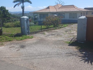 5 bed House For Sale – Balvenie Heights, Manchester, Jamaica