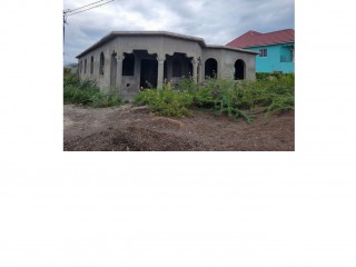 2 bed House For Sale in Rocky point, Clarendon, Jamaica