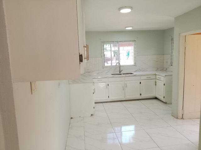 House For Rent in Kingston 8, Kingston / St. Andrew Jamaica | [4]