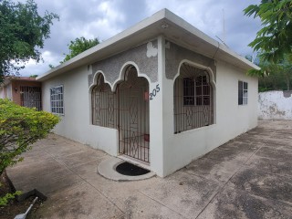 4 bed House For Sale in West Cumberland, St. Catherine, Jamaica