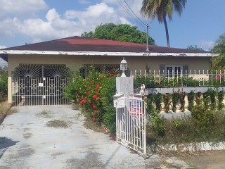 3 bed House For Sale in KEYSTONE, St. Catherine, Jamaica