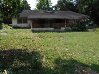 Residential lot For Sale in Dewesbury Avenue Kingston 6, Kingston / St. Andrew Jamaica | [11]