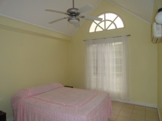Apartment For Rent in SEA CASTLE, St. James Jamaica | [4]