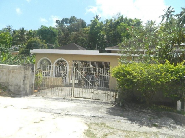 House For Sale in Browns Town, St. Ann Jamaica | [6]