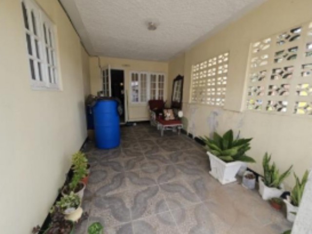 House For Sale in SPANISH TOWN, St. Catherine Jamaica | [2]