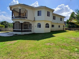 5 bed House For Sale – Orangefield, St. Catherine, Jamaica