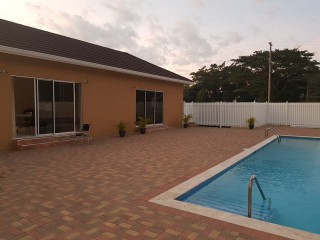 Townhouse For Rent in Runaway Bay, St. Ann Jamaica | [3]
