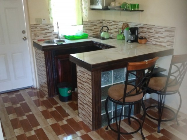 Flat For Rent in Tankerville  between Stadium n Beverly Hills, Kingston / St. Andrew Jamaica | [3]