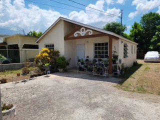 2 bed House For Sale in White Water Meadows, St. Catherine, Jamaica