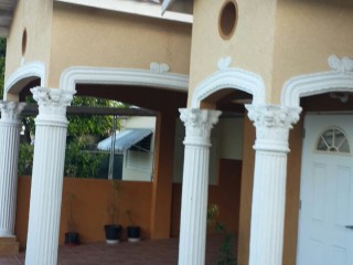 House For Sale in Hellshire Heights, St. Catherine Jamaica | [1]