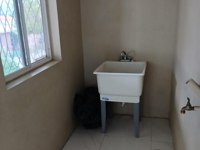 House For Sale in Cedar Manor, St. Catherine Jamaica | [13]