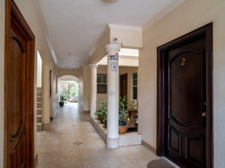 1 bed Apartment For Sale in Havendale, Kingston / St. Andrew, Jamaica