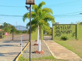 2 bed House For Rent in Seville Meadows 3, St. Catherine, Jamaica