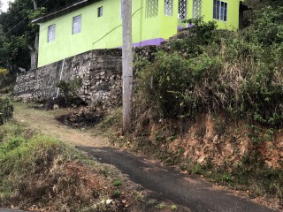 House For Sale in Chapleton, Clarendon Jamaica | [5]