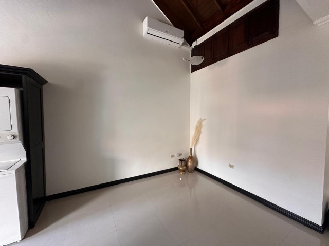 Apartment For Rent in Upper Waterloo Road, Kingston / St. Andrew Jamaica | [1]