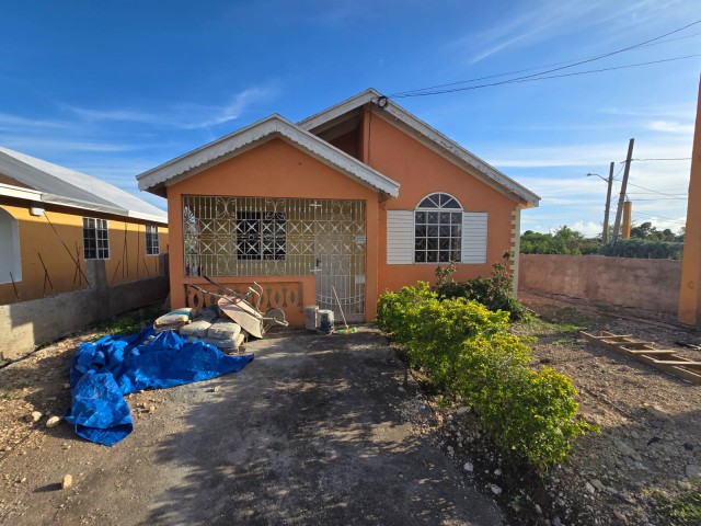 House For Rent in Rhone Park Estate, St. Catherine Jamaica | [3]