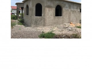 2 bed House For Sale in Rocky point, Clarendon, Jamaica