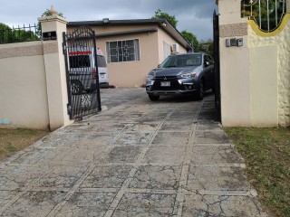 Flat For Rent in Tunbridge kingston 19, Kingston / St. Andrew Jamaica | [7]