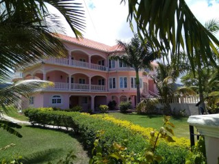 House For Sale in PLANTATION VILLAGE, St. Ann Jamaica | [12]