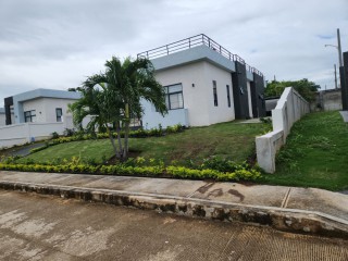 House For Sale in Ocho Rios, St. Ann Jamaica | [1]