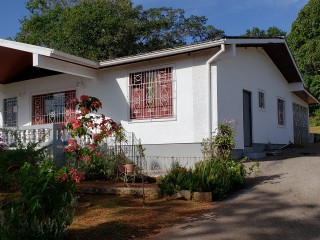 House For Sale in Hatfield  Mandeville, Manchester Jamaica | [9]