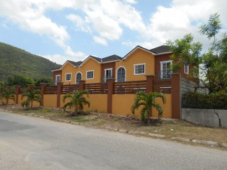 Apartment For Sale in Patrick Gardens Kingston 20, Kingston / St. Andrew Jamaica | [13]