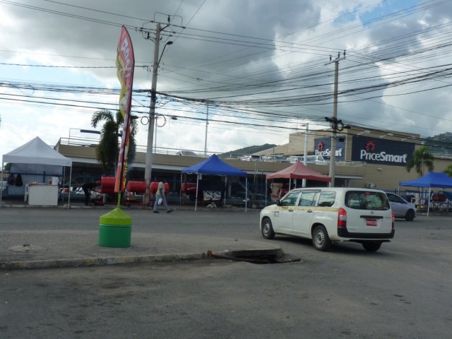 Commercial building For Sale in Red Hills Road, Kingston / St. Andrew Jamaica | [1]