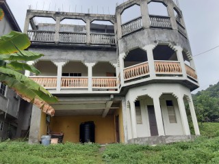 5 bed House For Sale in Fairy Hill, Portland, Jamaica