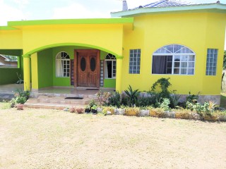 3 bed House For Sale in Mountainside, St. Elizabeth, Jamaica