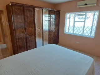 House For Rent in Molynes Road, Kingston / St. Andrew Jamaica | [6]