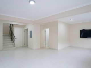 Townhouse For Rent in Kingston 6, Kingston / St. Andrew Jamaica | [4]